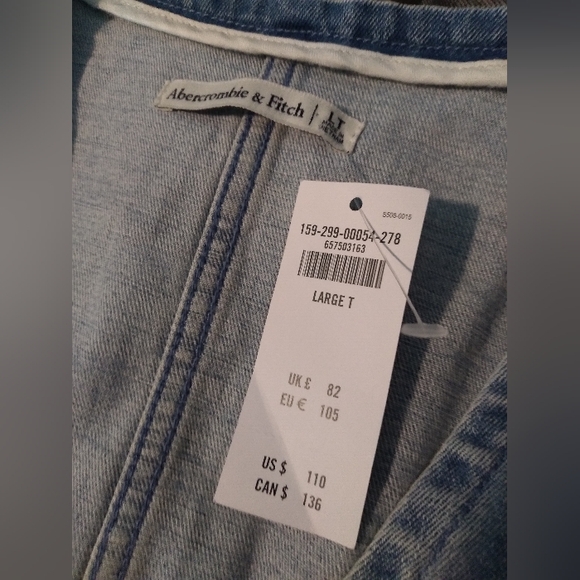 New with tags Abercrombie and Fitch Denim dress - Picture 2 of 3